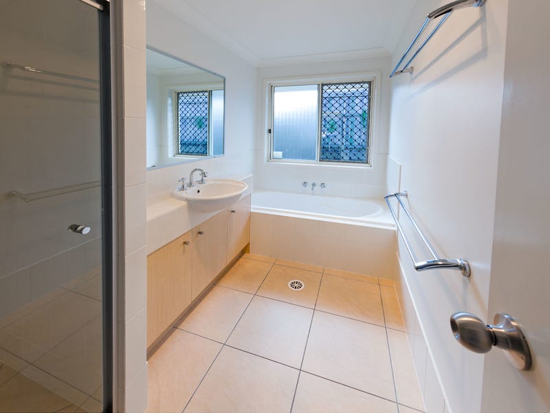 ** UNDER OFFER ** 14