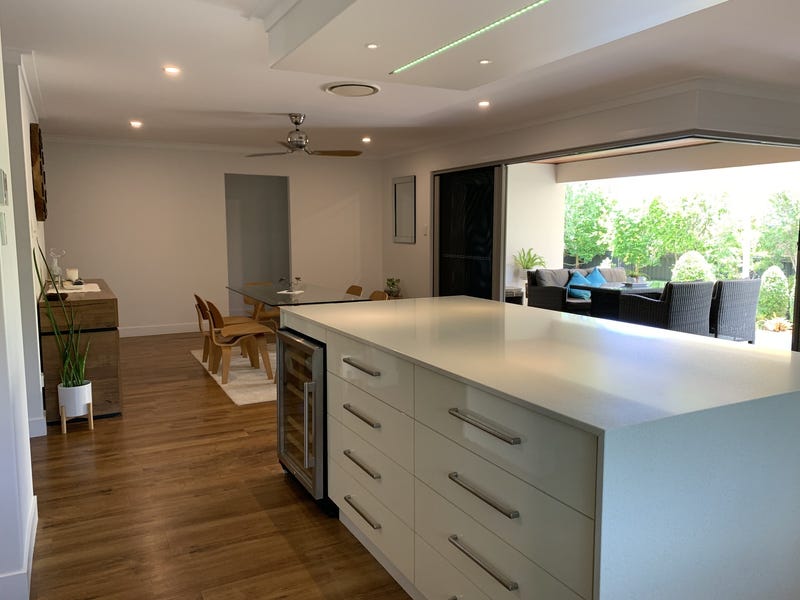 CLASS, QUALITY AND CLEVER DESIGN 13