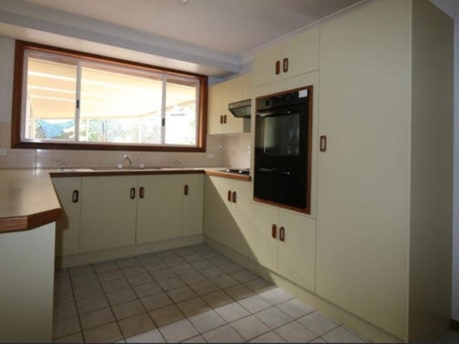 3 bedroom brick home to 9