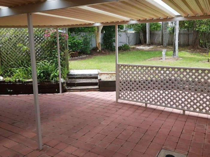 3 bedroom brick home to 13