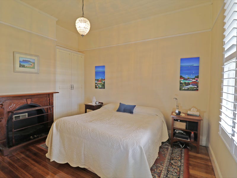 Unique Alexander Terrace Gem 19