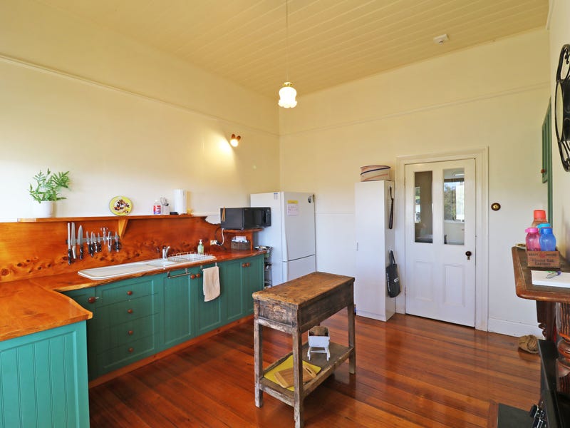 Unique Alexander Terrace Gem 20