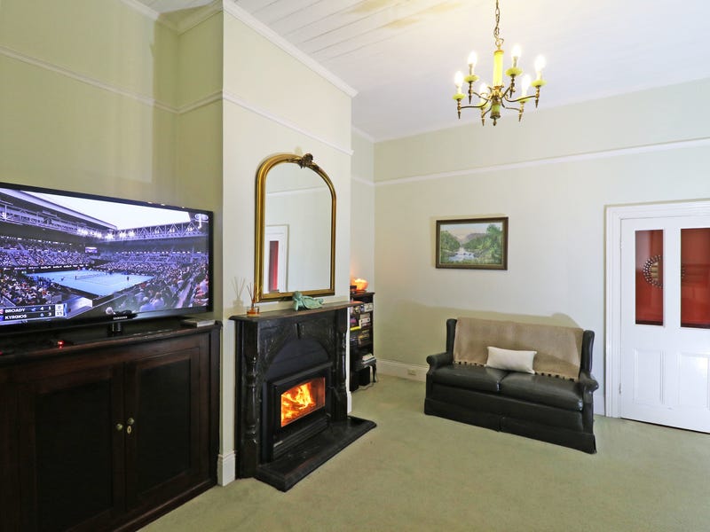 Unique Alexander Terrace Gem 24