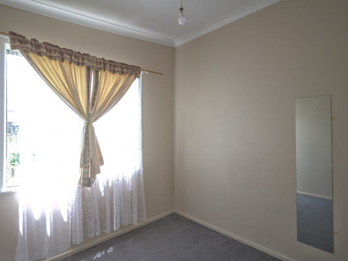 Edwardian Cottage – Renovate and 8