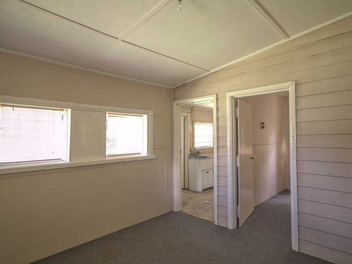 Edwardian Cottage – Renovate and 9