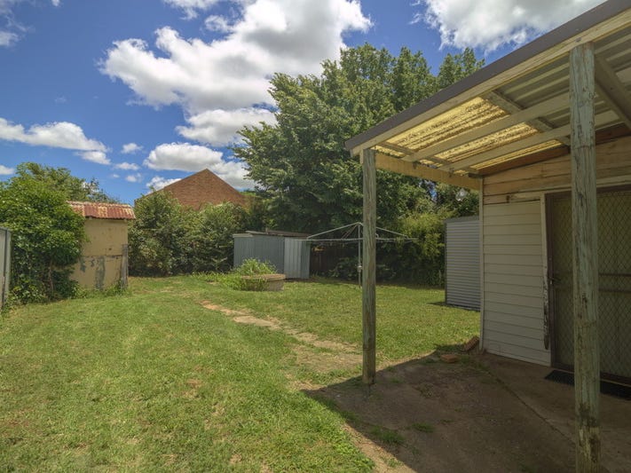 Edwardian Cottage – Renovate and 13