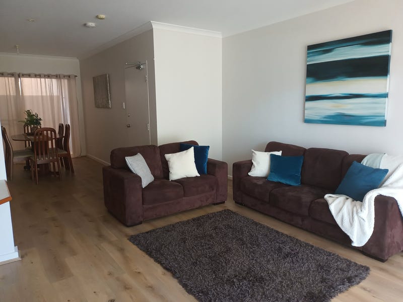 Ground Floor Beautiful Apartment 4