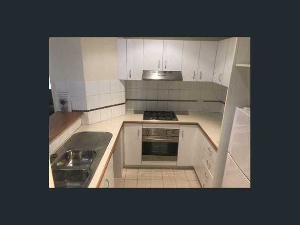 Ground Floor Beautiful Apartment 11