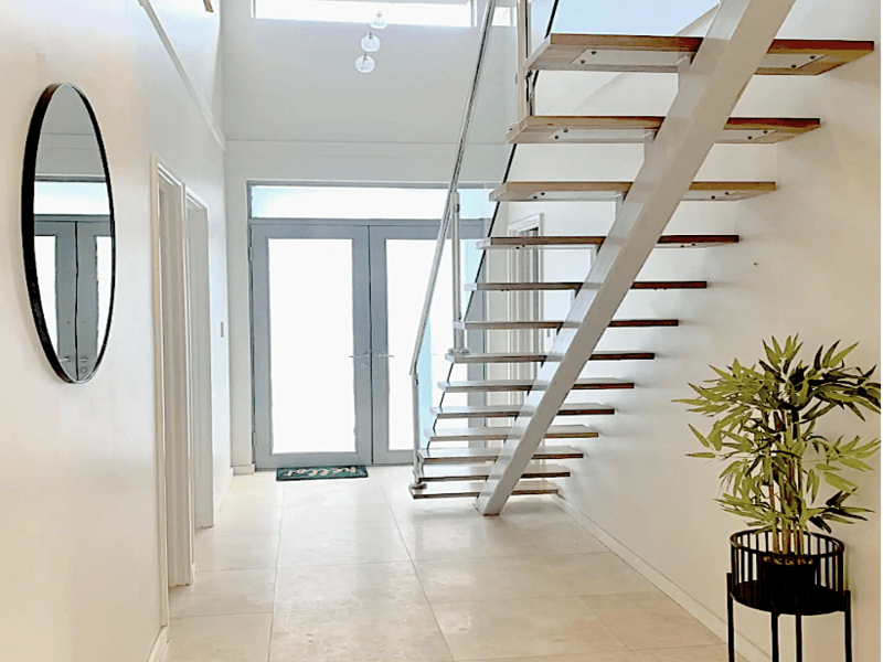UNDER OFFER 11