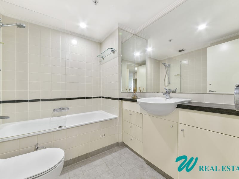 Stunning and Spacious with Panoramic 2