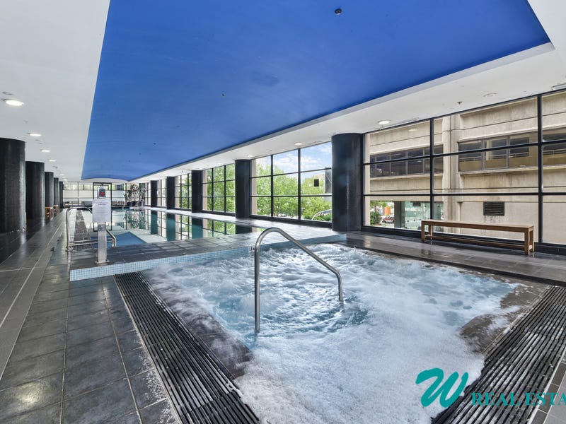 Stunning and Spacious with Panoramic 11