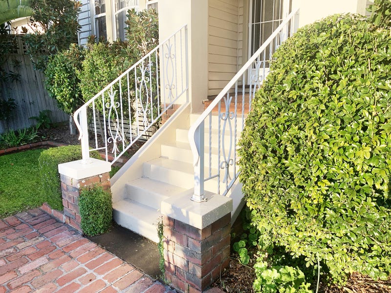 BEAUTIFUL FAMILY HOME IN THE 22
