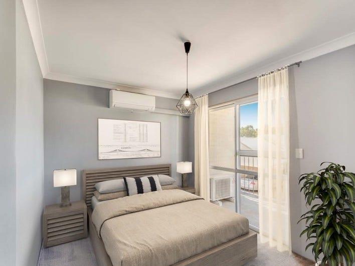 Resort Living by the Lake 4