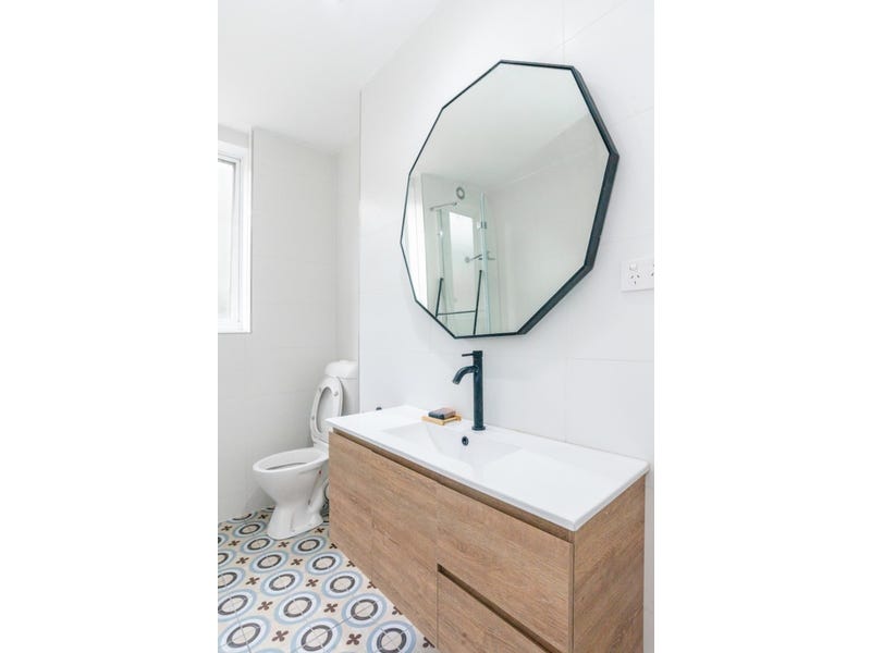 Fully Renovated Cozy Home 7