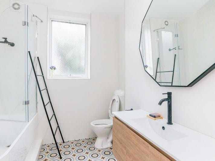 Fully Renovated Cozy Home 8