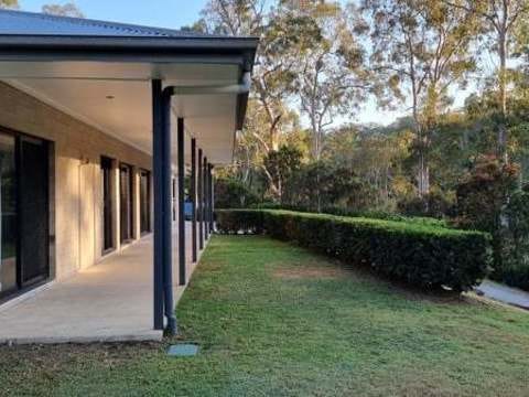 The Ultimate Central Acreage Home 7