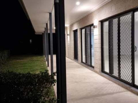 The Ultimate Central Acreage Home 11