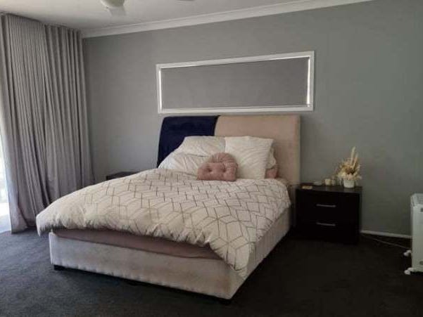 The Ultimate Central Acreage Home 12