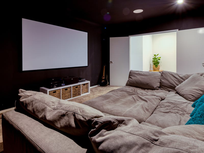 Spectacular Family Home 12