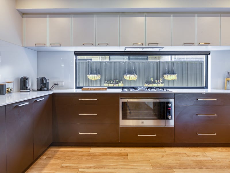 Spectacular Family Home 17