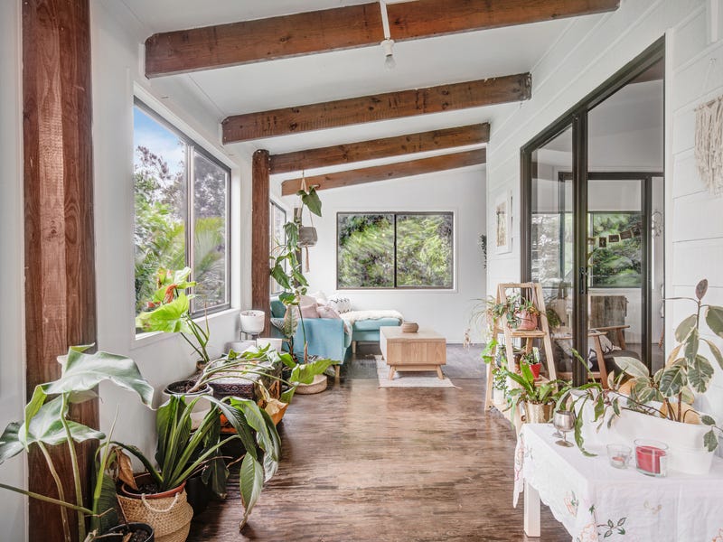 3 bedroom house overlooking river 10