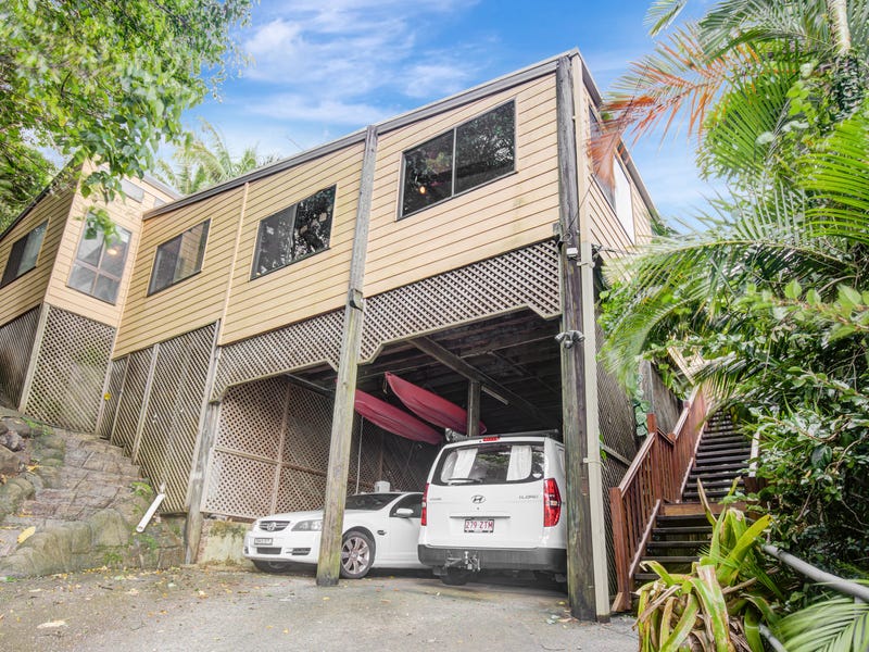 3 bedroom house overlooking river 26