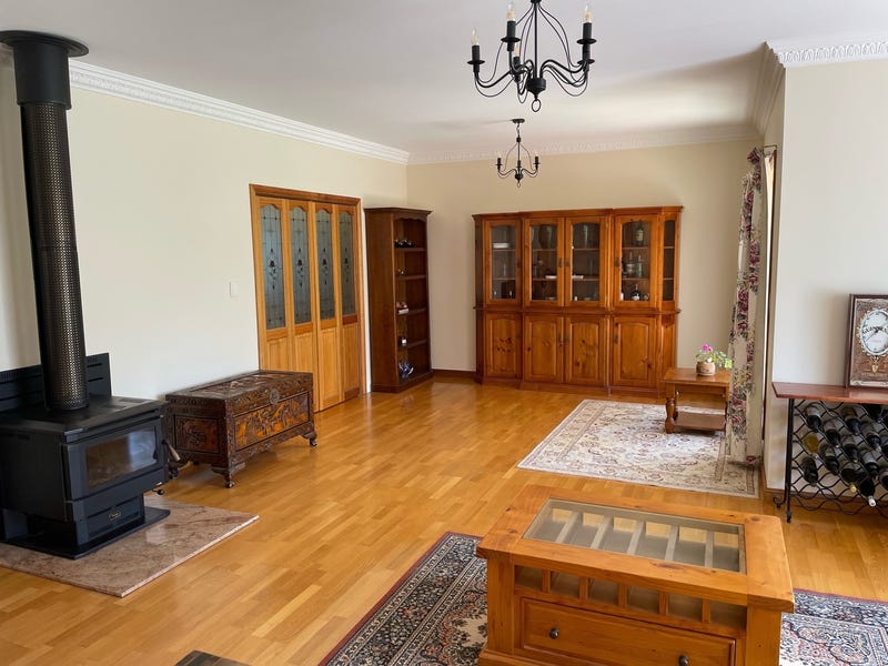 Opportunity to purchase in tightly 3