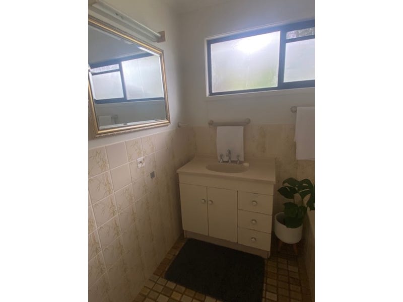 Quaint Country Location. Move in 15