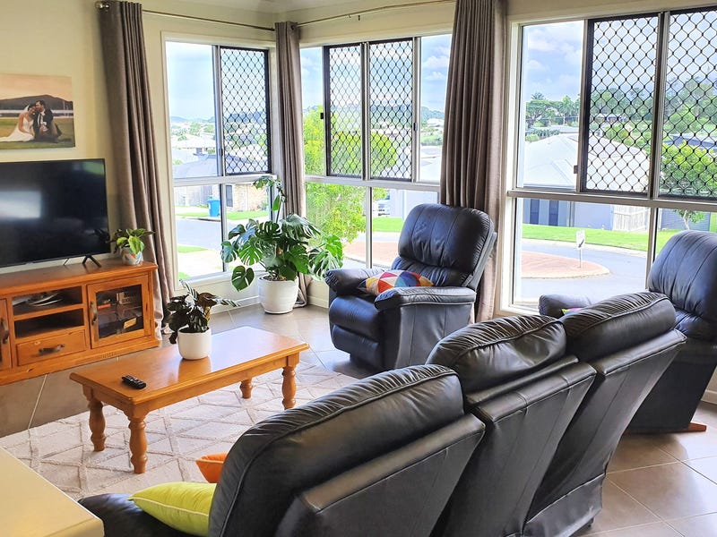 Family Home, Rural View 6