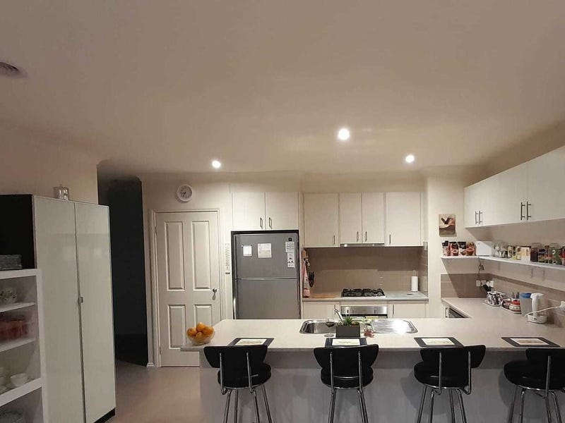 Beautiful 4 bedroom home – 2
