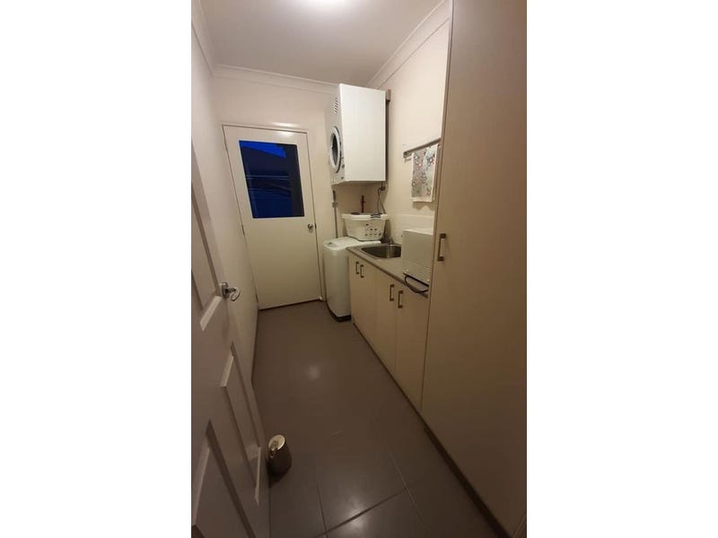 Beautiful 4 bedroom home – 14