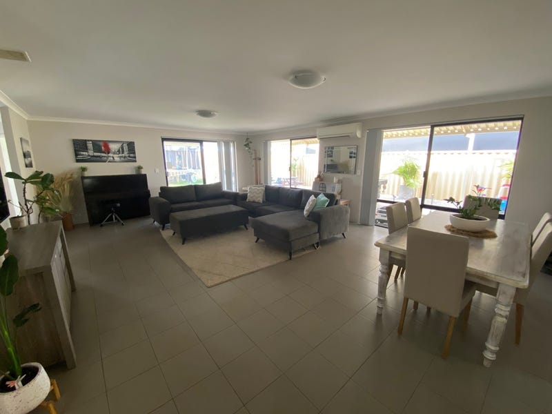 Offers over $449K 2