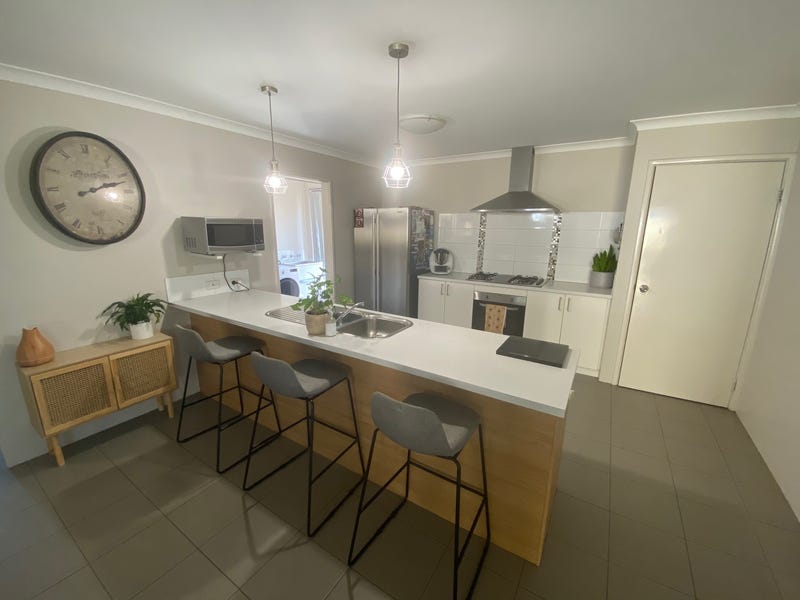 Offers over $449K 4