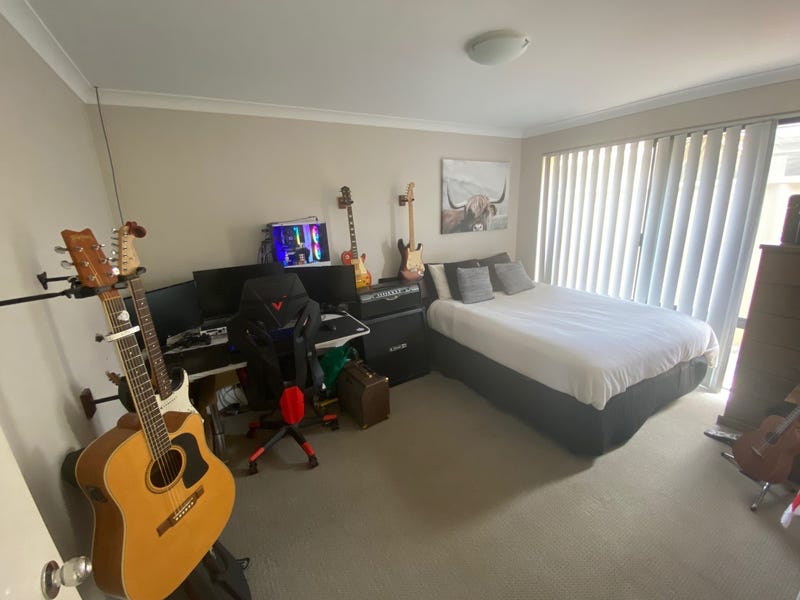 Offers over $449K 11