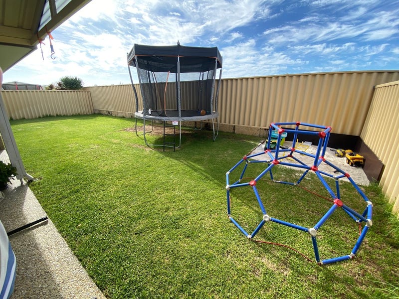 Offers over $449K 19