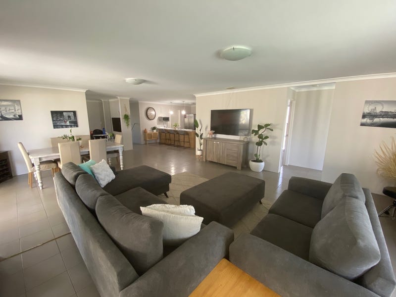 Offers over $449K 20