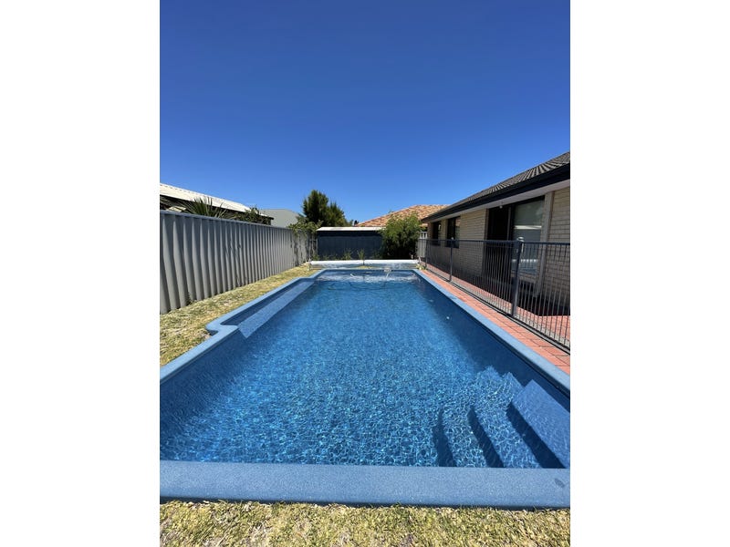 Lovely family home with pool 12
