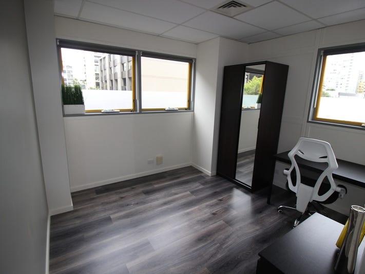 3 room 1 bath 1 8