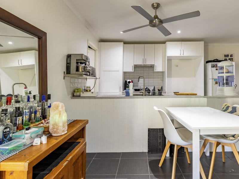 Tastefully Renovated Duplex 8