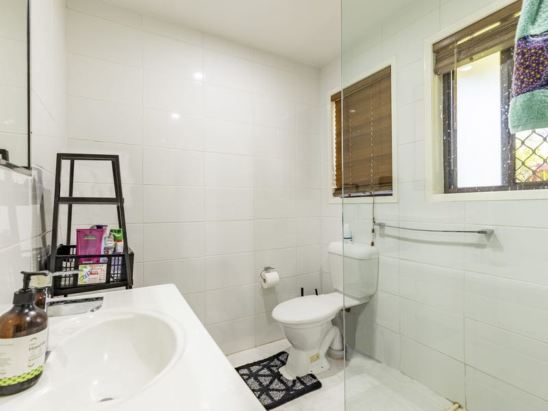 Tastefully Renovated Duplex 10
