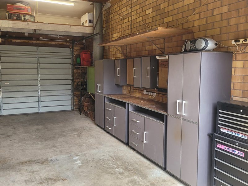 AMPLE ROOM & STORAGE FOR 11