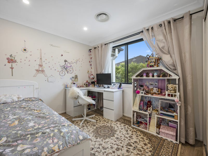 Modern 3 Bedroom + Office 8