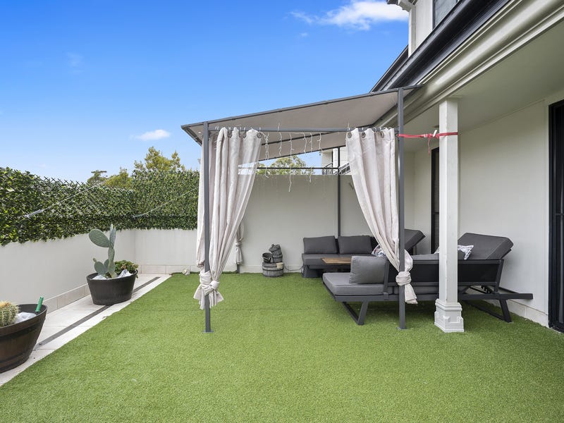 Modern 3 Bedroom + Office 14