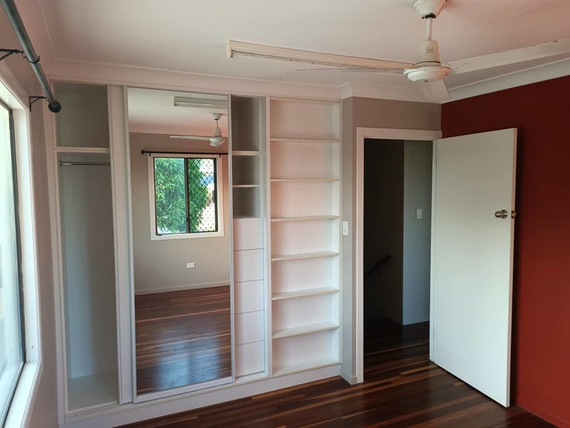 Split Level House on Corner 16