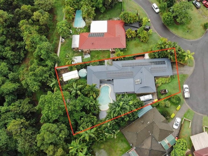 Big 30sq House! Massive flat Block! Pool! Sheds!