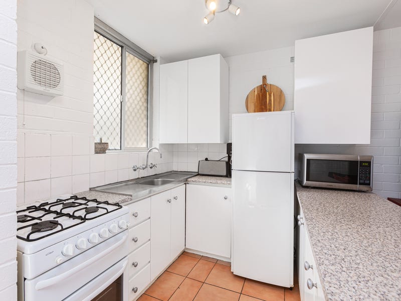 Charming 2 Bedroom& 1Bath Apartment 7