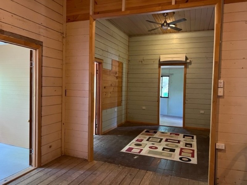 UNDER OFFER – Queenslander Home 8