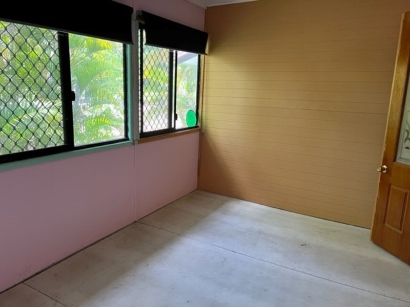 UNDER OFFER – Queenslander Home 10