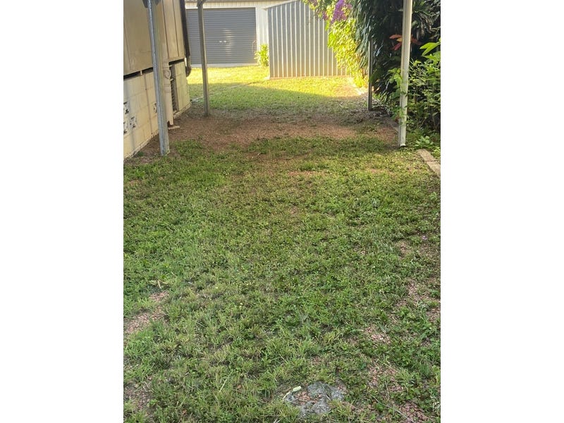 UNDER OFFER – Queenslander Home 16