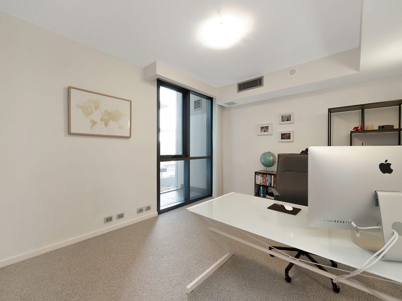 16/90 Terrace Road East Perth 15